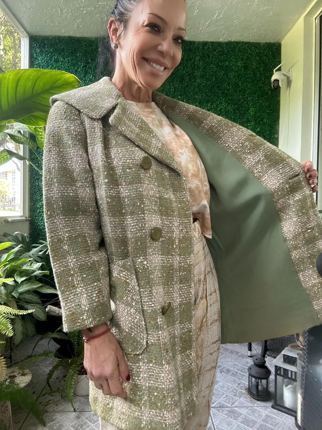 1960s Green Beige Plaid Loose Fit Long Jacket Tweed Coat Jackie O