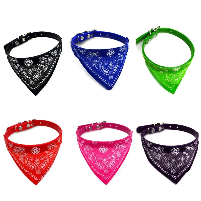 Adjustable dog bandana collar