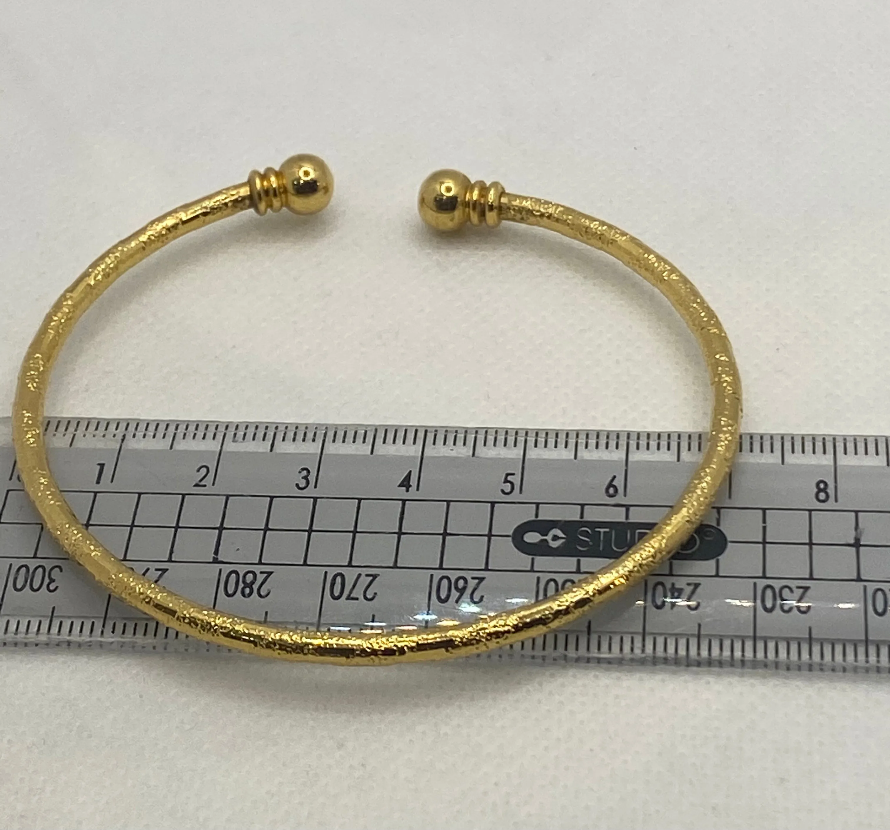 Gold plated free size bangles