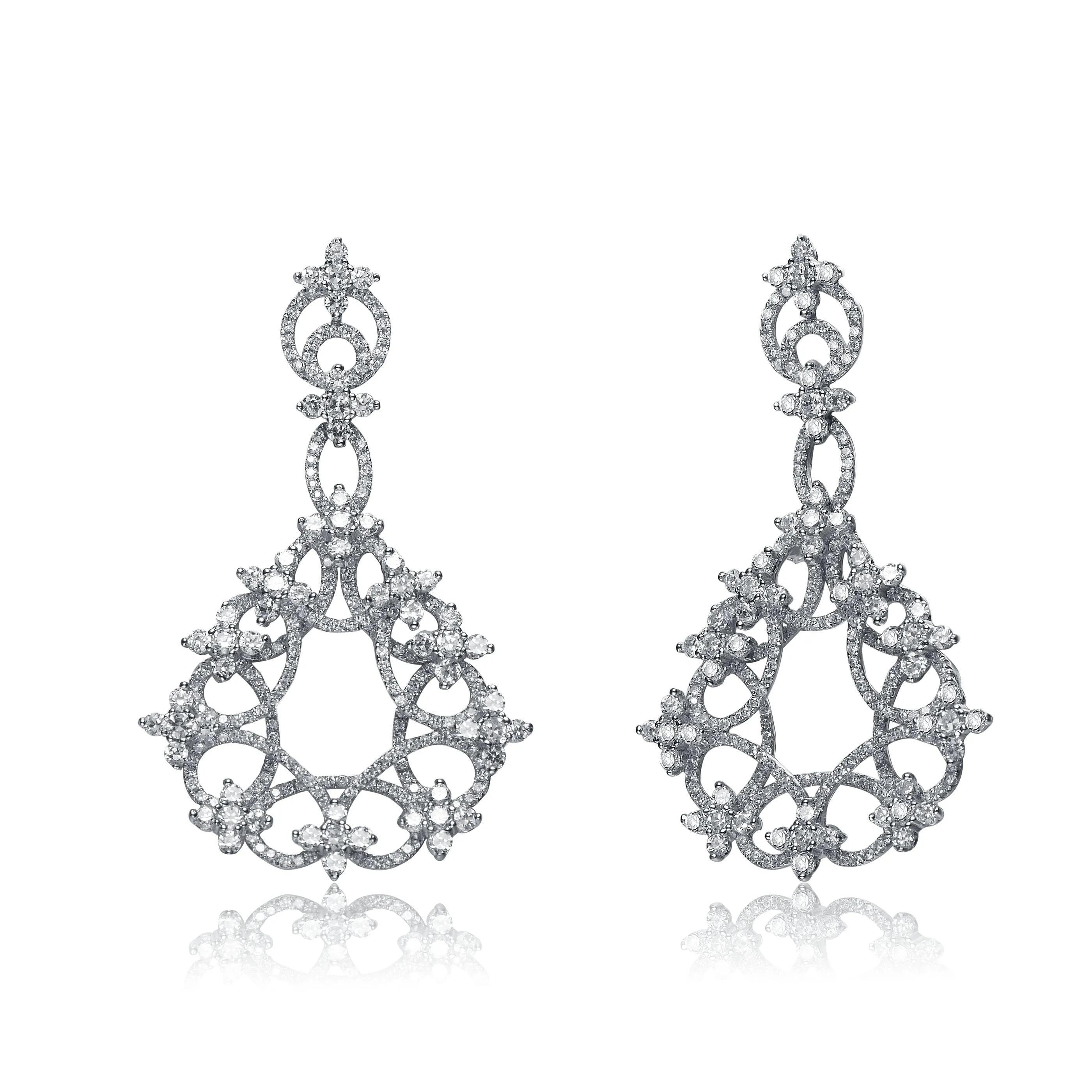 Palais Lace Earrings