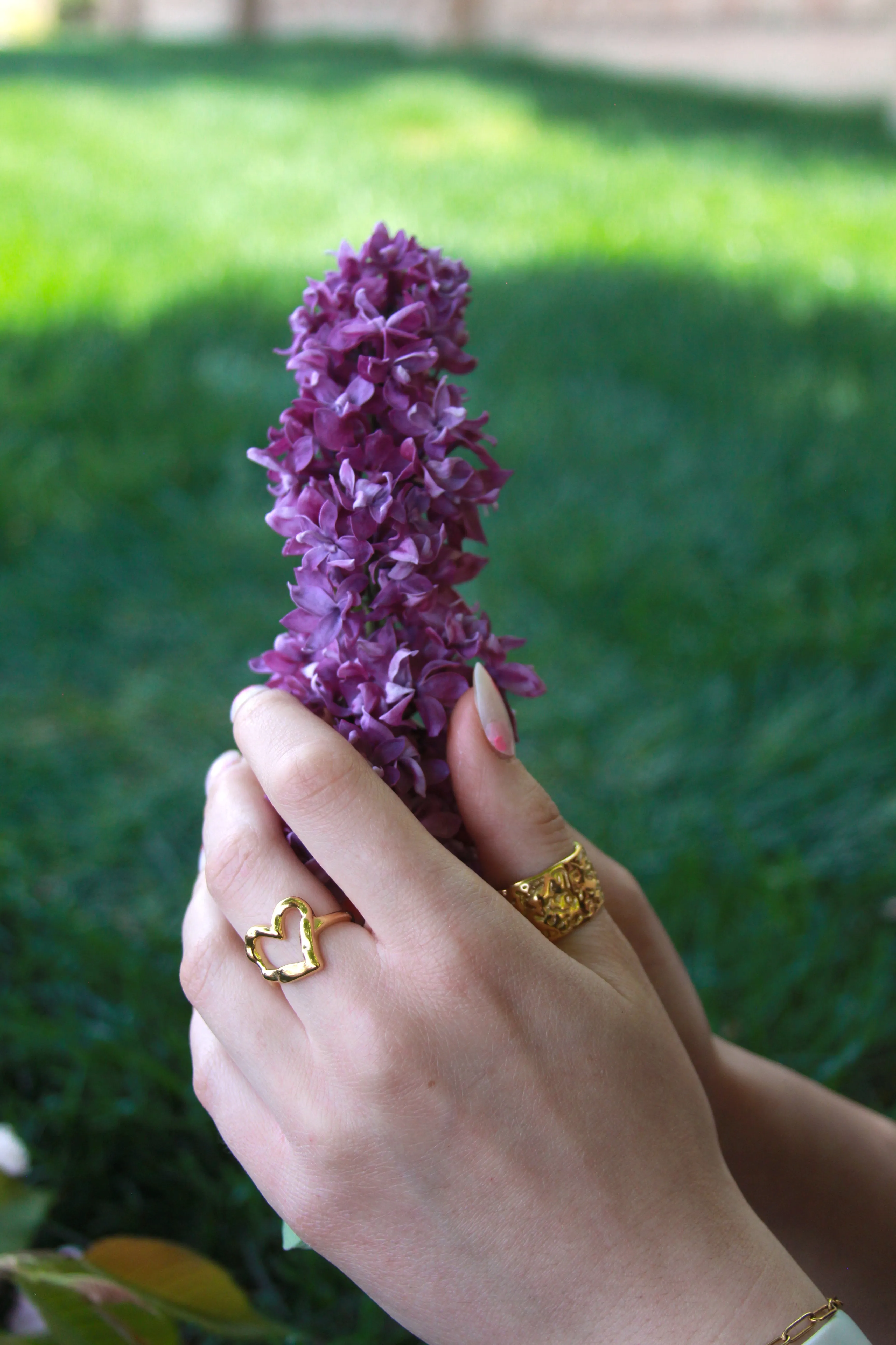 Perfectly Imperfect Large Heart Fashion Ring