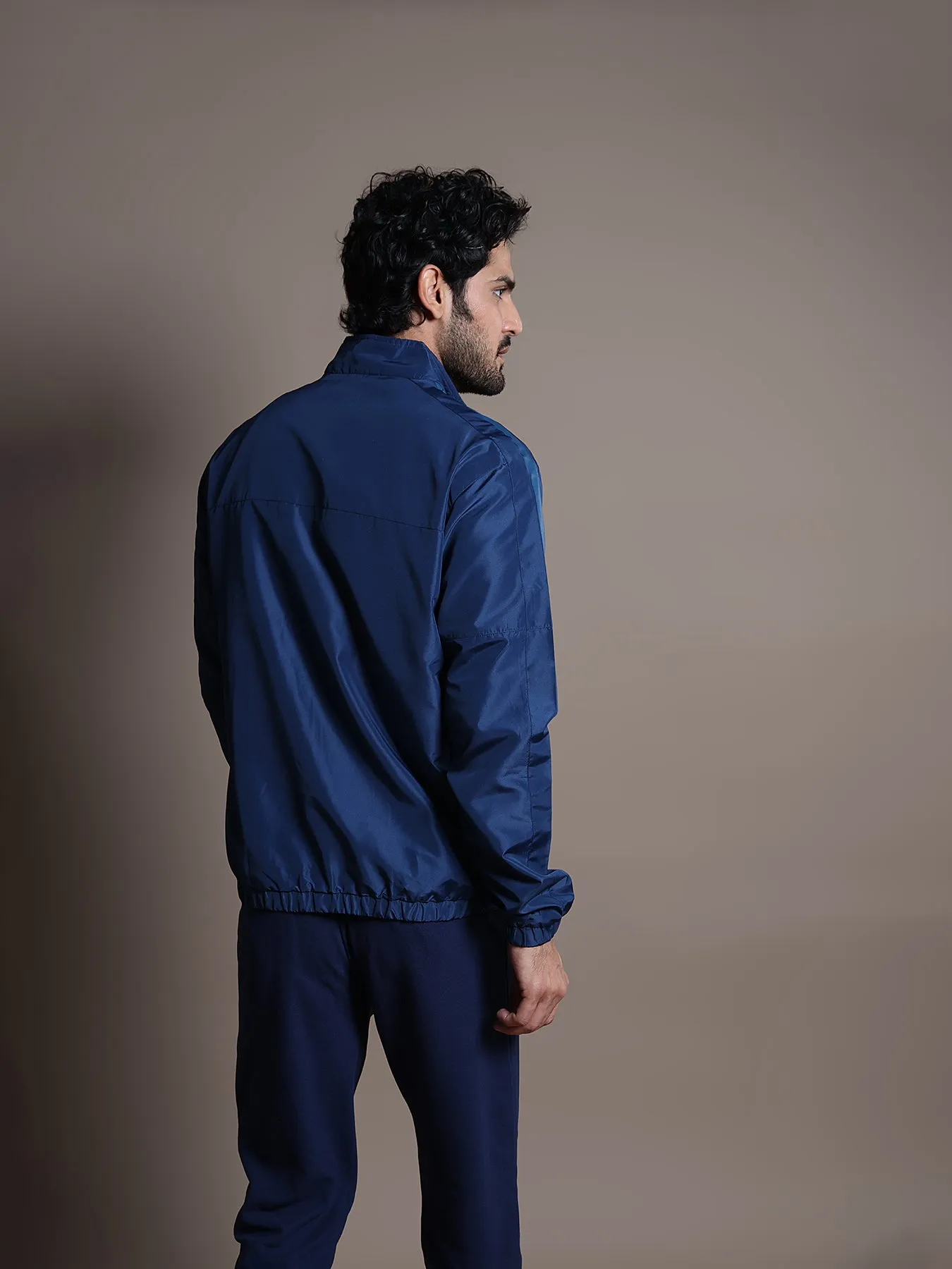 Polyester Blue Printed Regular Fit Full Sleeve Casual Windcheater