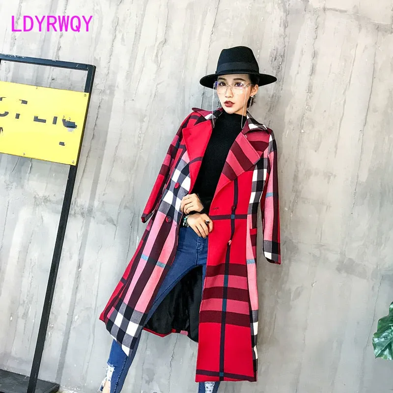 Thickened autumn and winter new women&#39;s lapels in the long simple color matching retro plaid coat temperament windbreaker