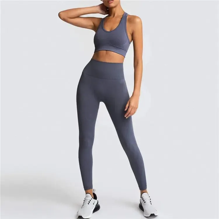 Womens Gym Clothing Set - Crop Top & Leggings Workout Apparel